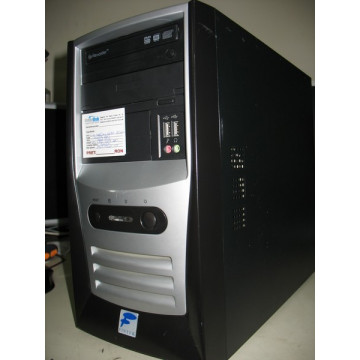 Calculator AMD Sempron 3000+, 2000mhz, 512mb, 40gb, CD-ROM Calculatoare Second Hand
