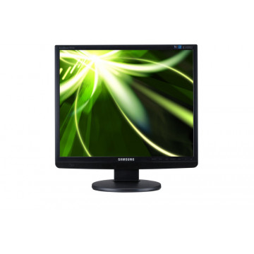 Monitor Refurbished SAMSUNG Sync Master 943BM, LCD, 19 inch, 1280 x 1024, VGA, DVI Monitoare Second Hand