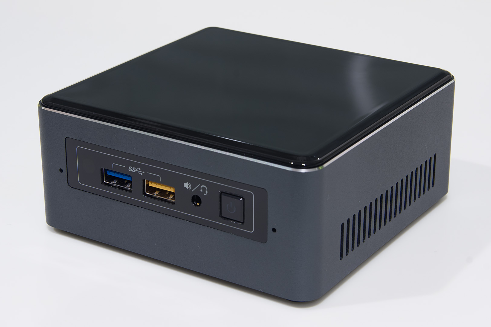 Calculator Second Hand Intel NUC7i3BNB Mini PC, Intel Core i3-7100U 2.40GHz, 8GB DDR4, 128GB SSD