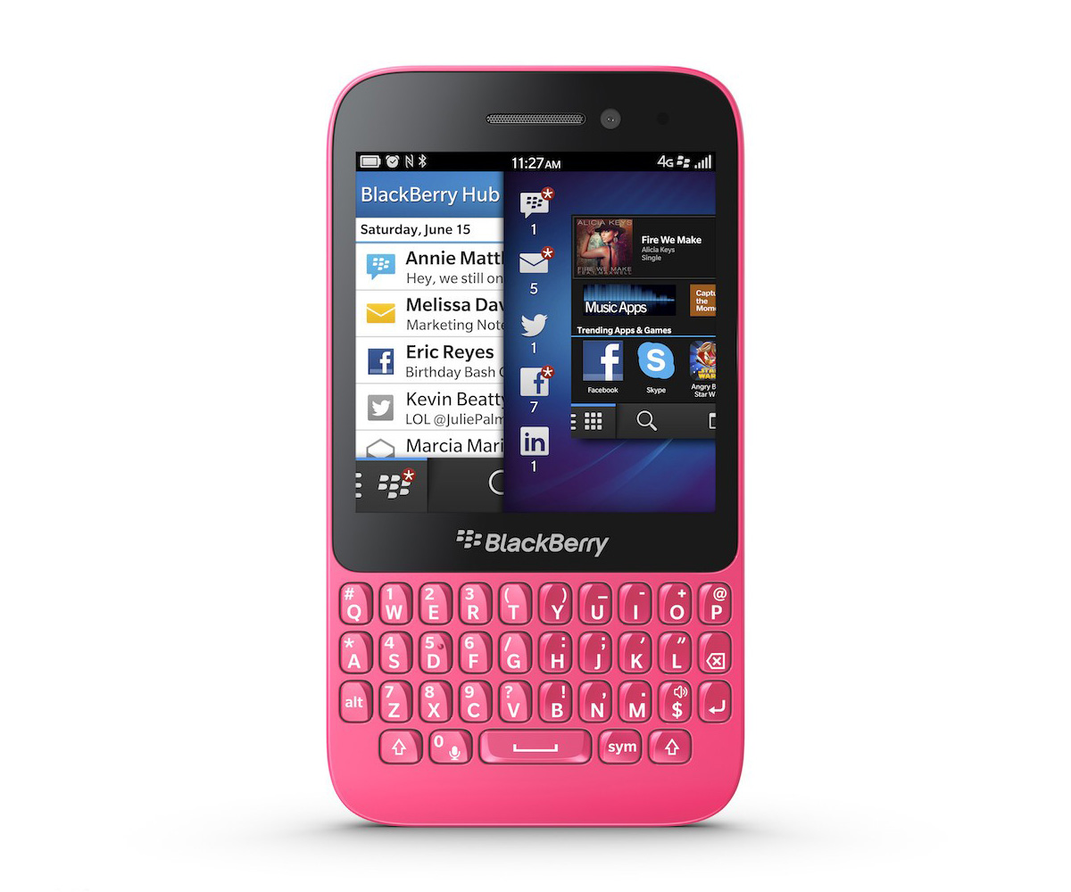 Telefon Mobil BlackBerry Q5 Pink, Ecran 3.1 Inch IPS, 2GB RAM, MicroSim, BlackBerry OS 10.2, 8GB Memorie, TouchScreen, Wi-Fi, GPS