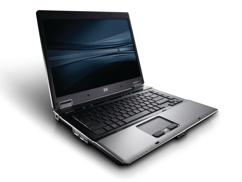 Laptop HP Compaq 6730b, Intel Core 2 Duo P8400 2.26GHz, 2GB DDR2, 250GB SATA, DVD-RW, 15.4 Inch